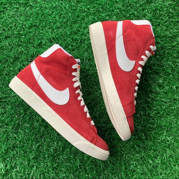 Nike Blazer Mid - Picture 2 of 6